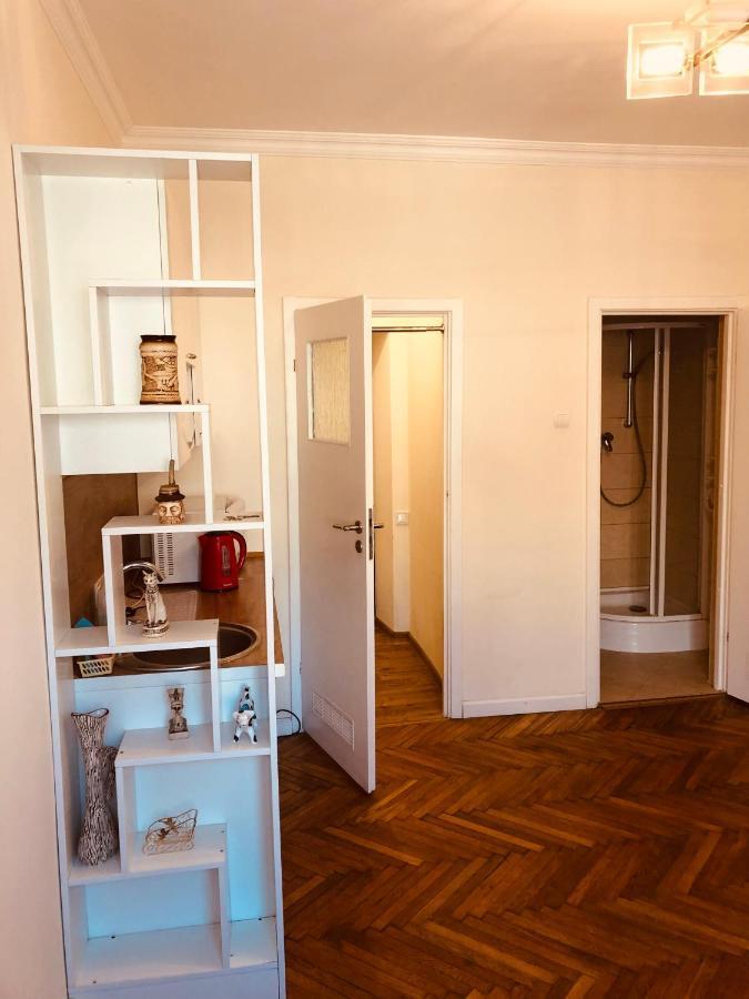 Appartement Gallery à Lviv Extérieur photo